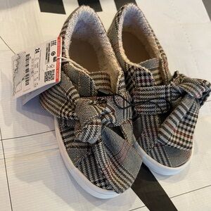 Zara Plaid Kids Shoes with Bow Accent NEW w tags